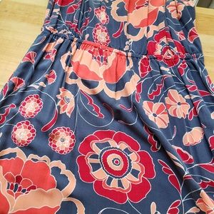 GAP floral defined waist dress